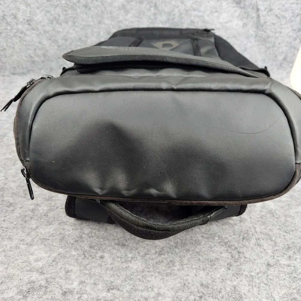 North Face Kaban Transit Backpack Black 25L Laptop Travel Bag Padded FlexVent